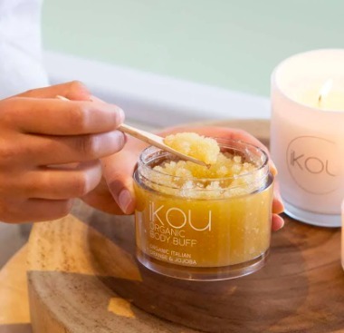 iKOU オーストラリア製オーガニック 潤い角質除去ボディスクラブ iKOU オーストラリア製オーガニック 潤い角質除去ボディスクラブ