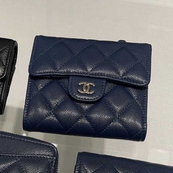 大人気【CHANEL】憧れのマトラッセウォレット 三つ折り財布