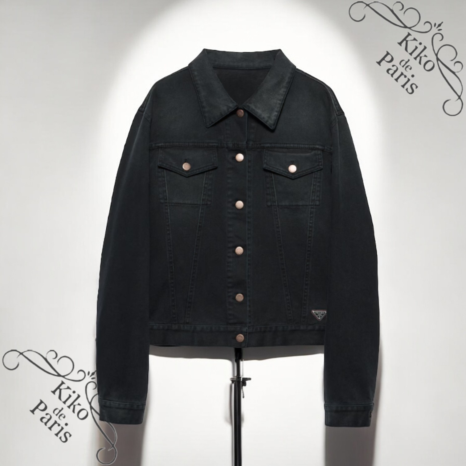 PRADA直営店より ジージャン トライアングルロゴ