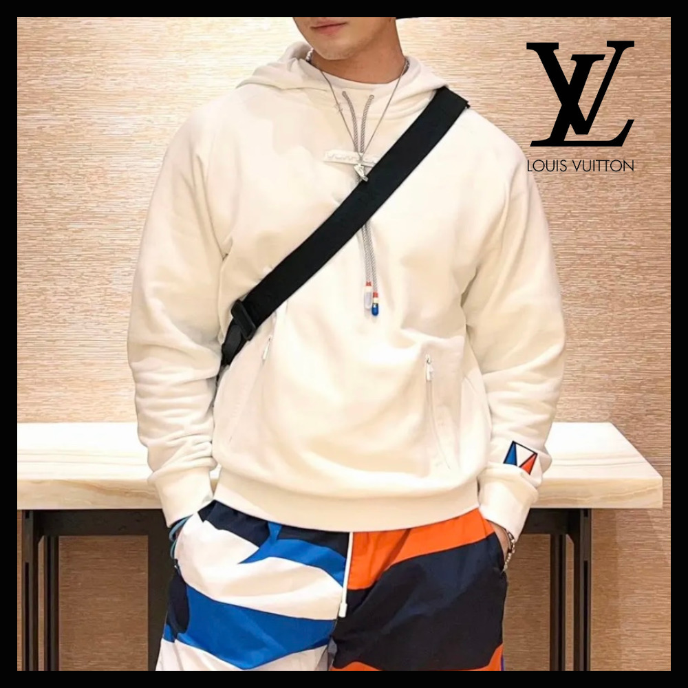 【限定コラボ♪ポイントカラー】LOUIS VUITTON★パーカー