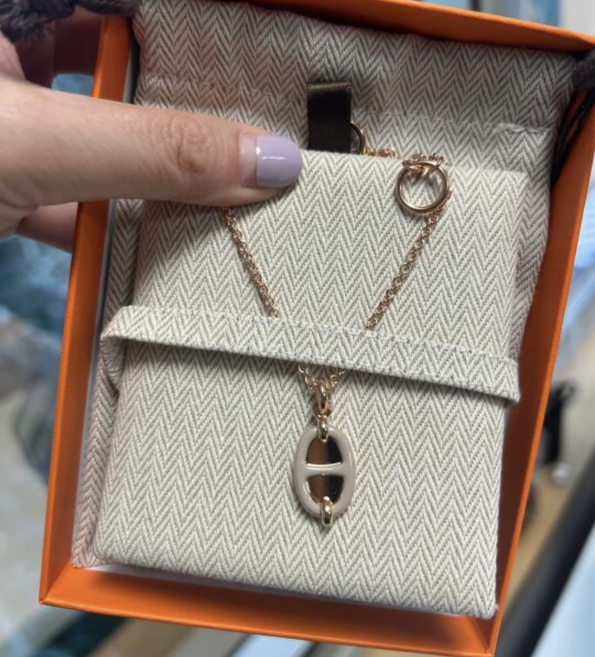 【気軽に着けられる】HERMES MiniMaillon ネックレス SM 普段使い可能で気軽に着けられるHermes MiniMaillonネックレスSM