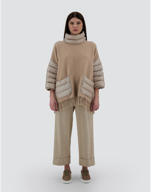 《送料無料》 HERNO RESORT PONCHO IN SOFT PONCHO & NYLON