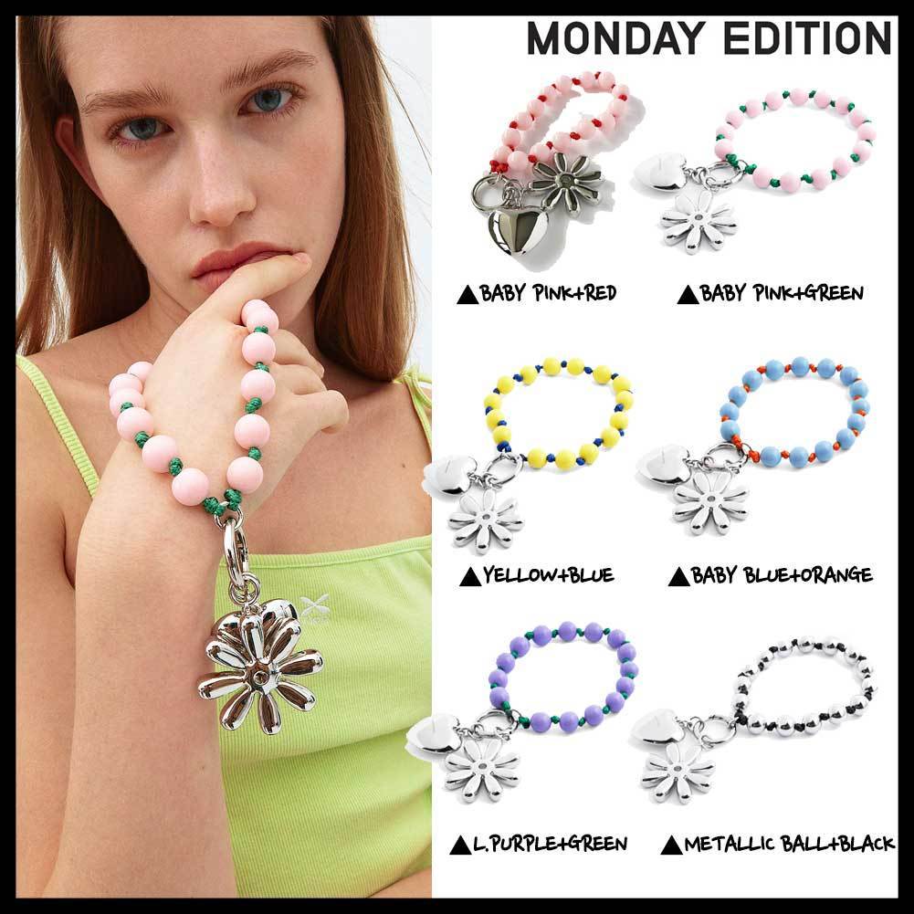 ●MONDAY EDITION●MARDI X ME BLOOM DAISY PHONE CHARM 人気
