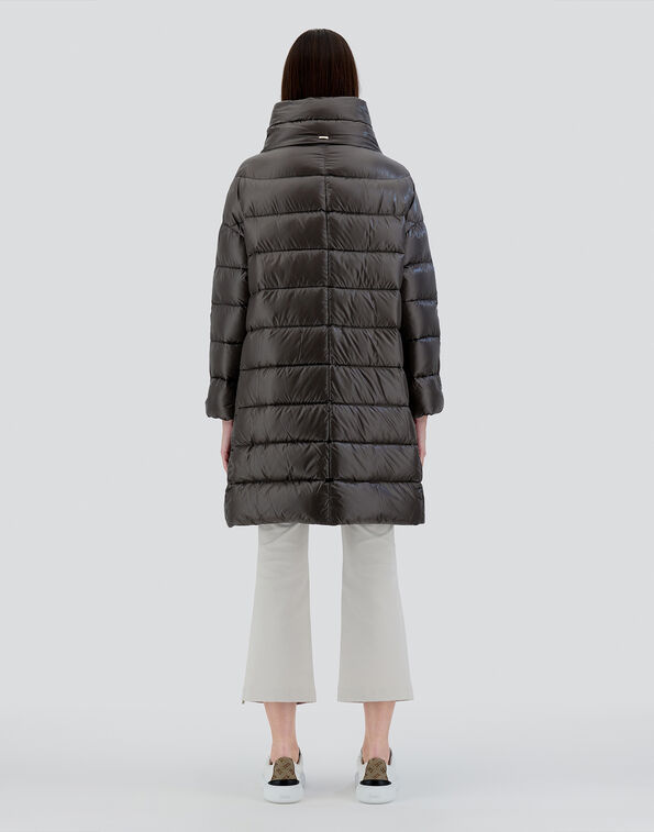 《送料無料》 HERNO PIUMINO MEDIO NYLON ULTRALIGHT MATILDE