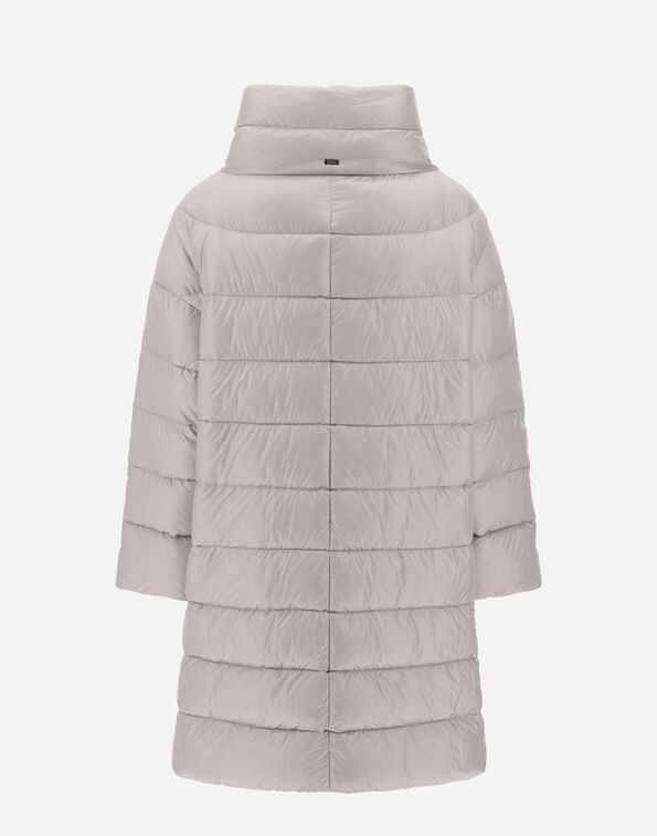 《送料無料》 HERNO PIUMINO MEDIO NYLON ULTRALIGHT MATILDE