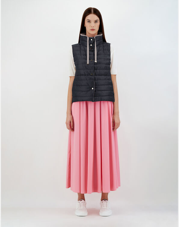 《送料無料》 HERNO REVERSIBLE SLEEVELESS IN NYLON ULTRALIGHT