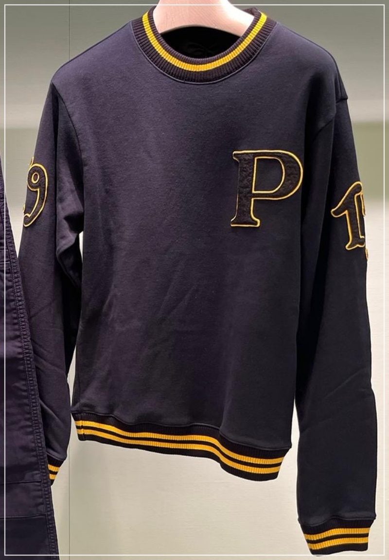 【大注目】PRADA◆P1913 長袖スウェット 袖ロゴ トレーナー