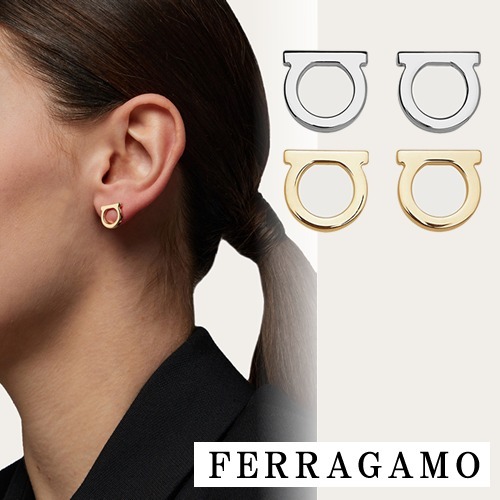 【Ferragamo】即対応 ガンチーニ ピアス