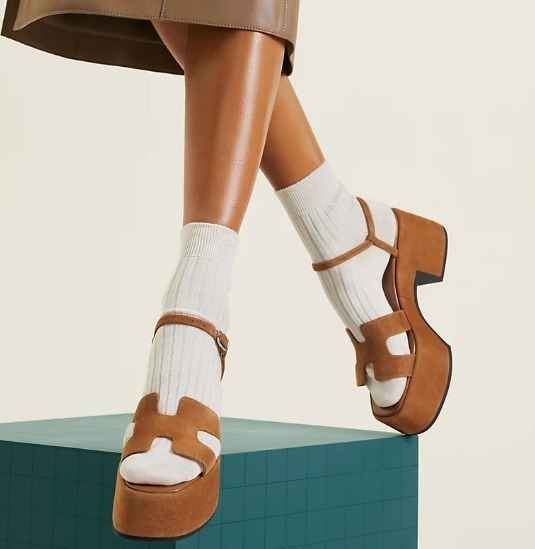 シルエットが可愛い♪【HERMES】《ジャム30》 サンダル