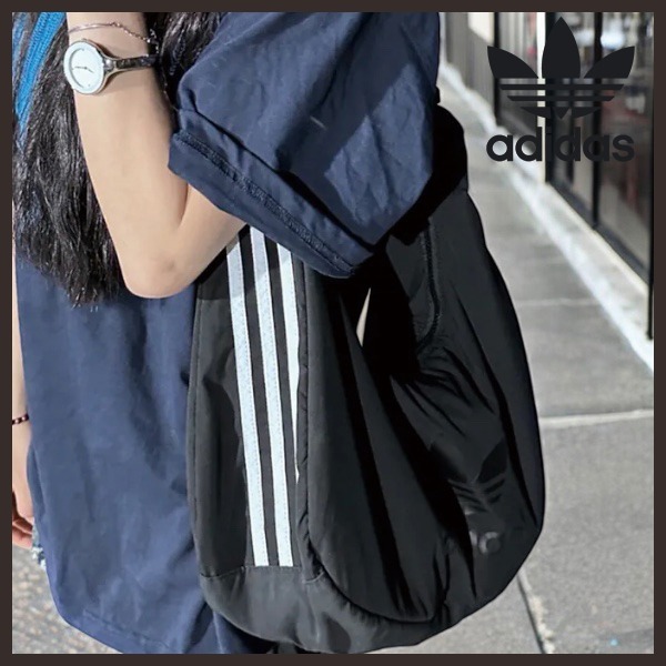 【adidas】海外人気ミドルショルダーバッグ おしゃれ かわいい★