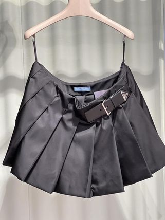 ミニスカート PRADA | Pleated Re-Nylon miniskirt 21H922_1WQ8_F0002_S_222 PRADA | Pleated Re-Nylon miniskirt 21H922_1WQ8_F0002_S_222