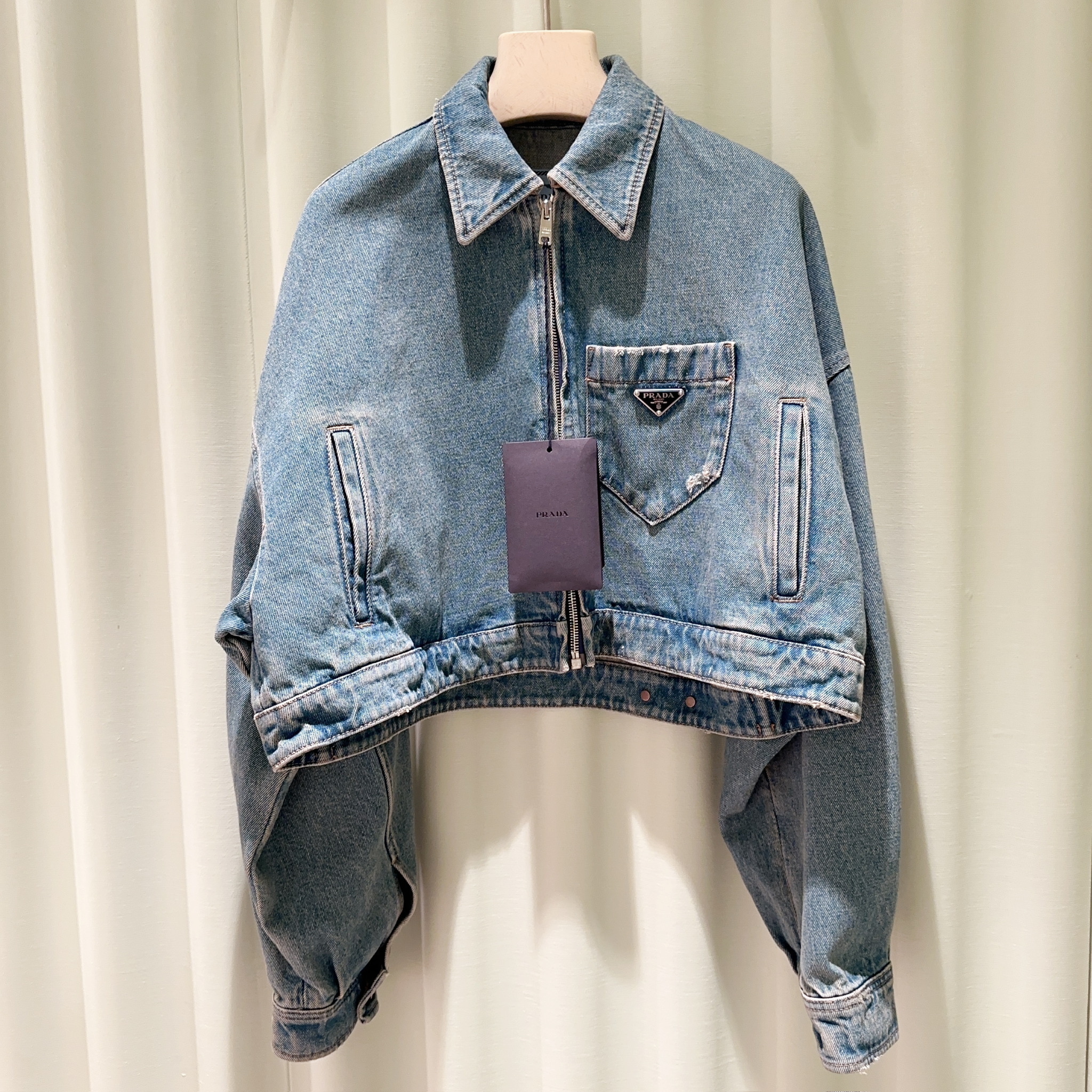 ブルゾン PRADA | Cropped organic denim jacket GFB279_13Z6_F0BAN_S_212