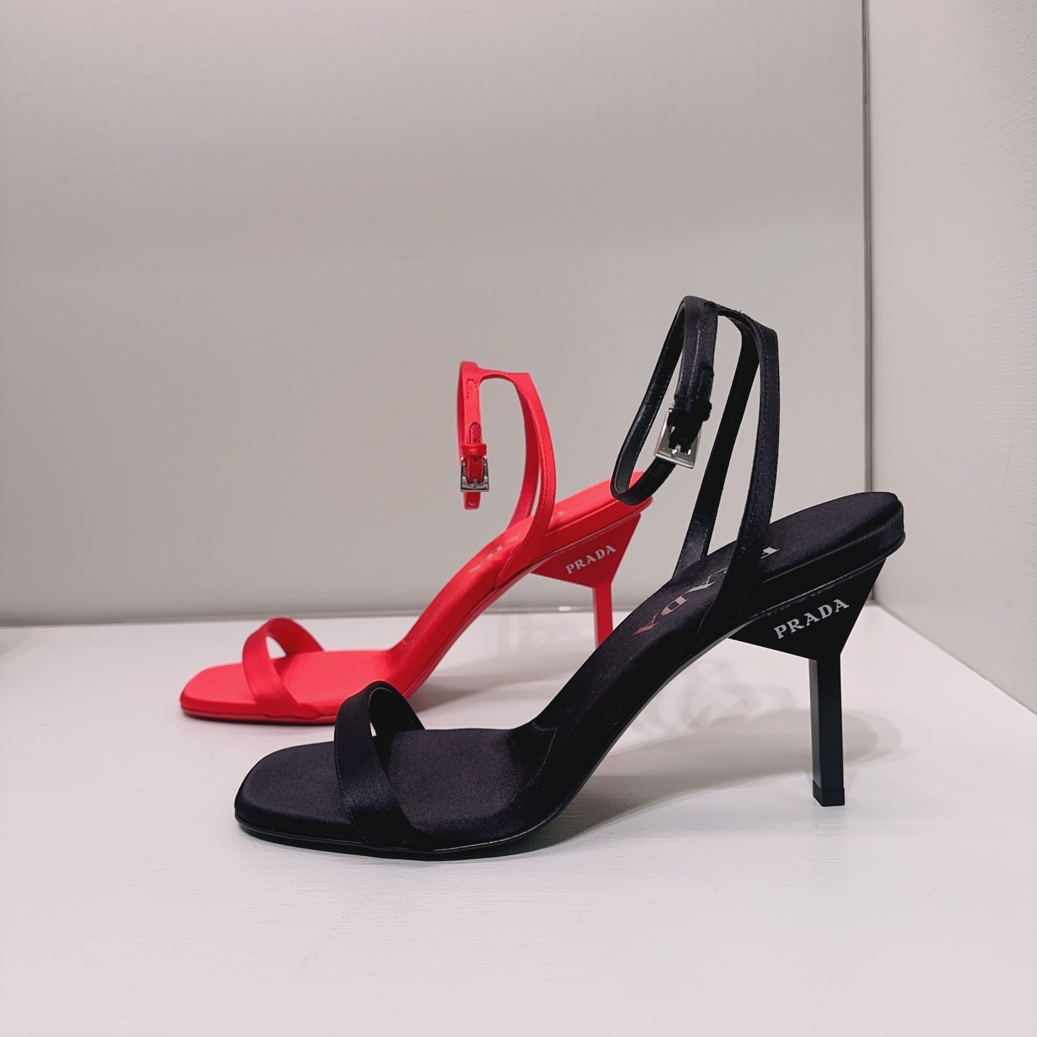 サンダル・ミュール PRADA | Satin high-heeled sandals 1X542N_049_F0002_F_085