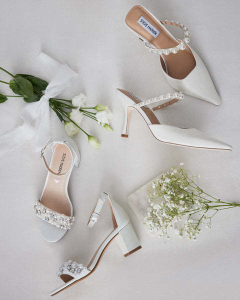 ★Steve Madden★ベスト商品★BRECKI PEARL WHITE★サンダル BRECKI-P White Fabric Mule Heel | Women's Designer Shoes