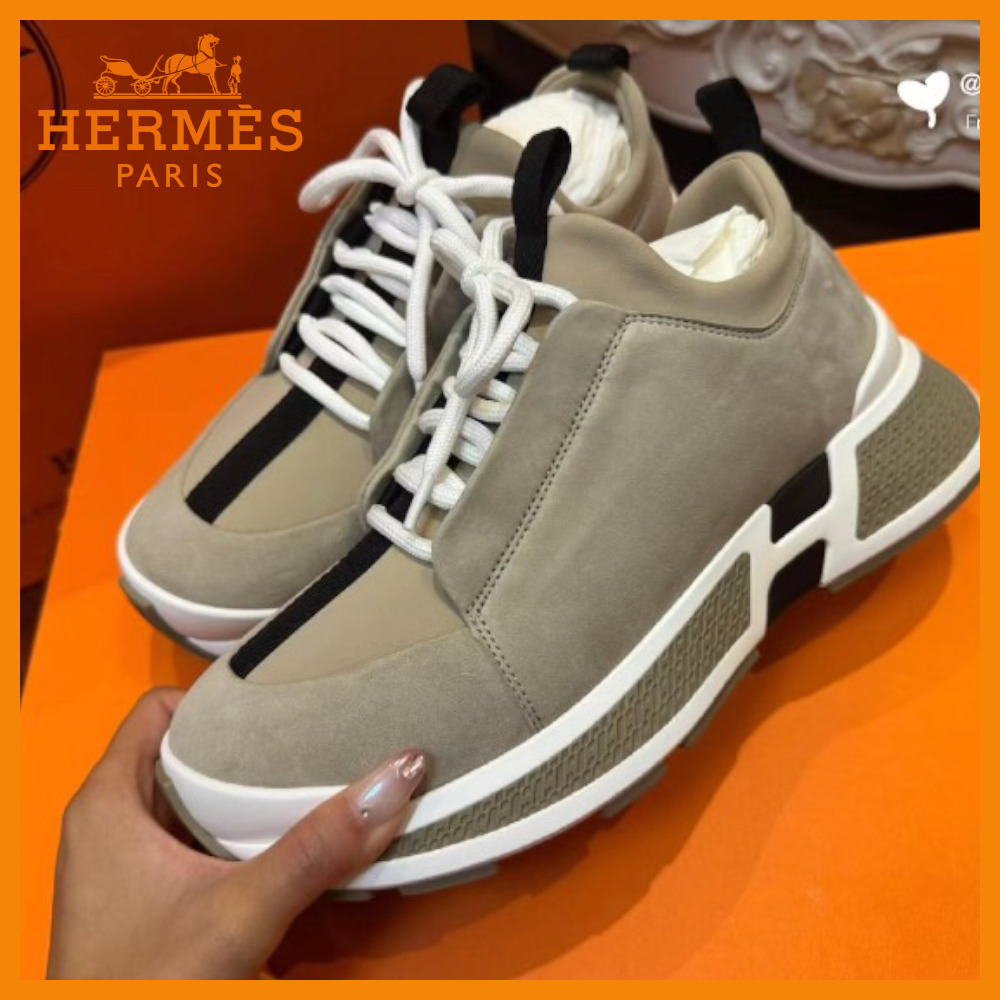 【馴染みのあるベージュでおしゃれに♪】HERMES スニーカー