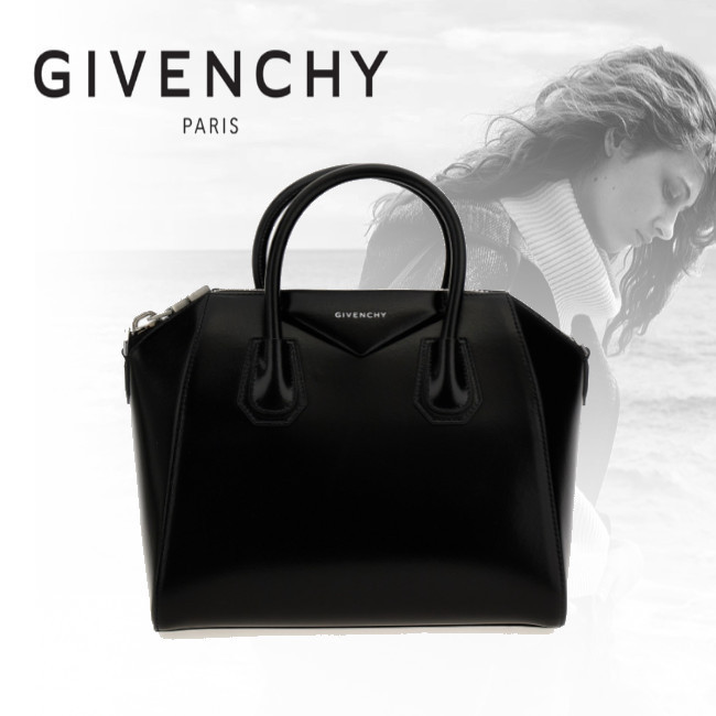 正規店買付【GIVENCHY】アンティゴナ スモール バッグ