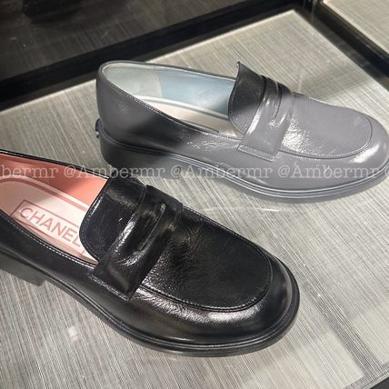 【おしゃれ★可愛い】CHANEL 25c ローファー 25S シンプルデザインにCCロゴ》CHANEL 靴 ローファー