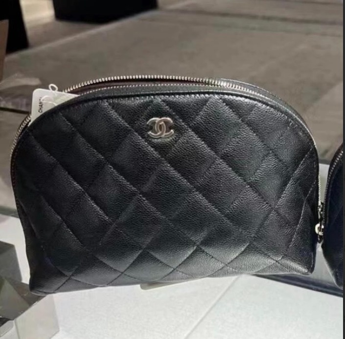長く愛用できる☆【CHANEL】クラシック マトラッセ ポーチ