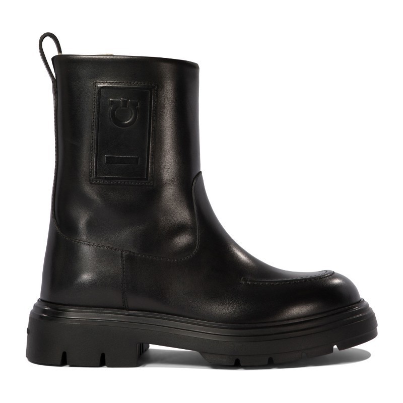 ショートブーツ・ブーティ FERRAGAMO FW24 \