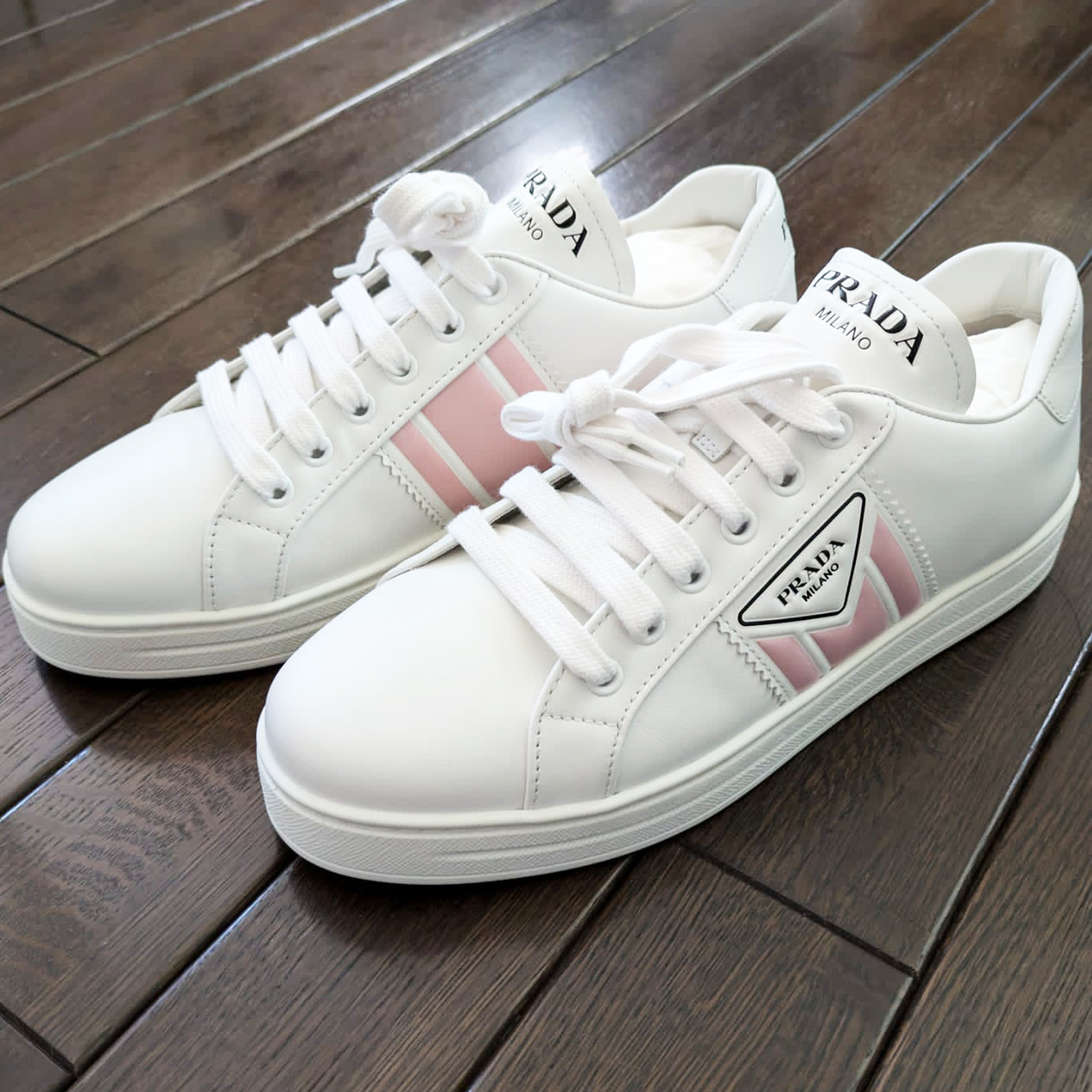 IT39（26cm相当） PRADA レザー スニーカー