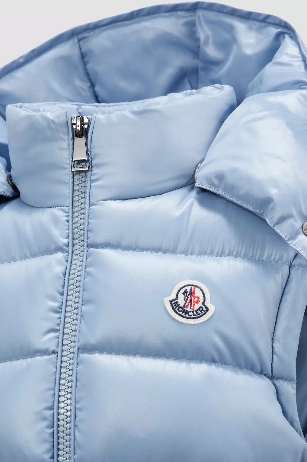 MONCLER 2025春夏新作キッズ フード付ダウンベストDORCAS 8A/10A MONCLER 2024/25秋冬キッズ フード付きダウンベスト ANIA 4A/6A