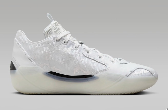 最新☆ジョーダンシューズ☆Air Jordan XXXIX \"Sol\"☆お早めに！