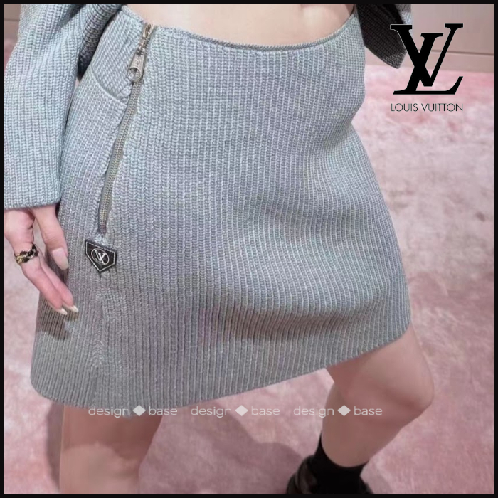 ◆日常使いに【 Louis Vuitton 】リブニットミニスカート