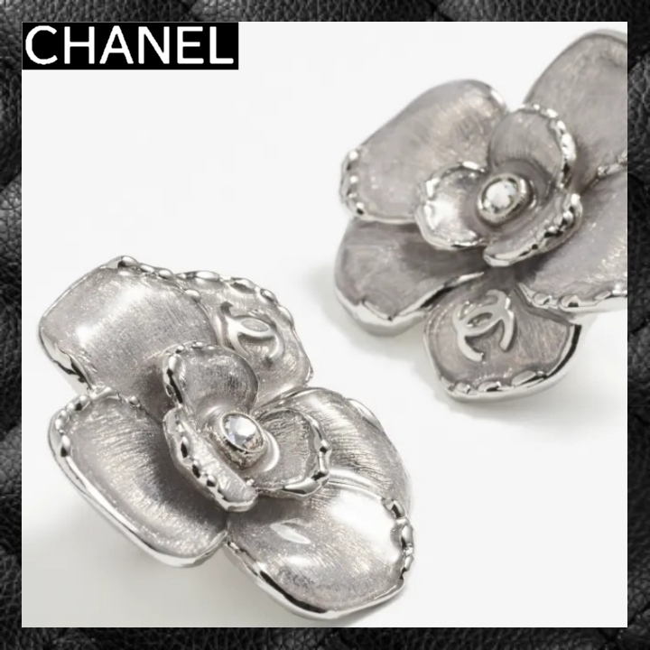 ☆24B エレガントなカメリア☆ CHANEL イヤリング シルバー