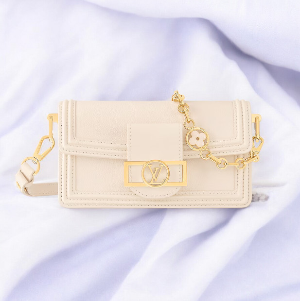 Louis Vuitton ドーフィーヌ EW