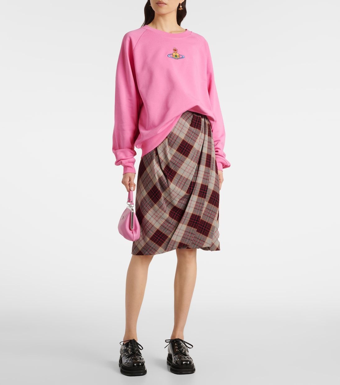 【安心の関税込】VIVIENNE WESTWOOD・コットン スウェットシャツ Vivienne Westwood☆関税込☆オーブコットンスウェットシャツ