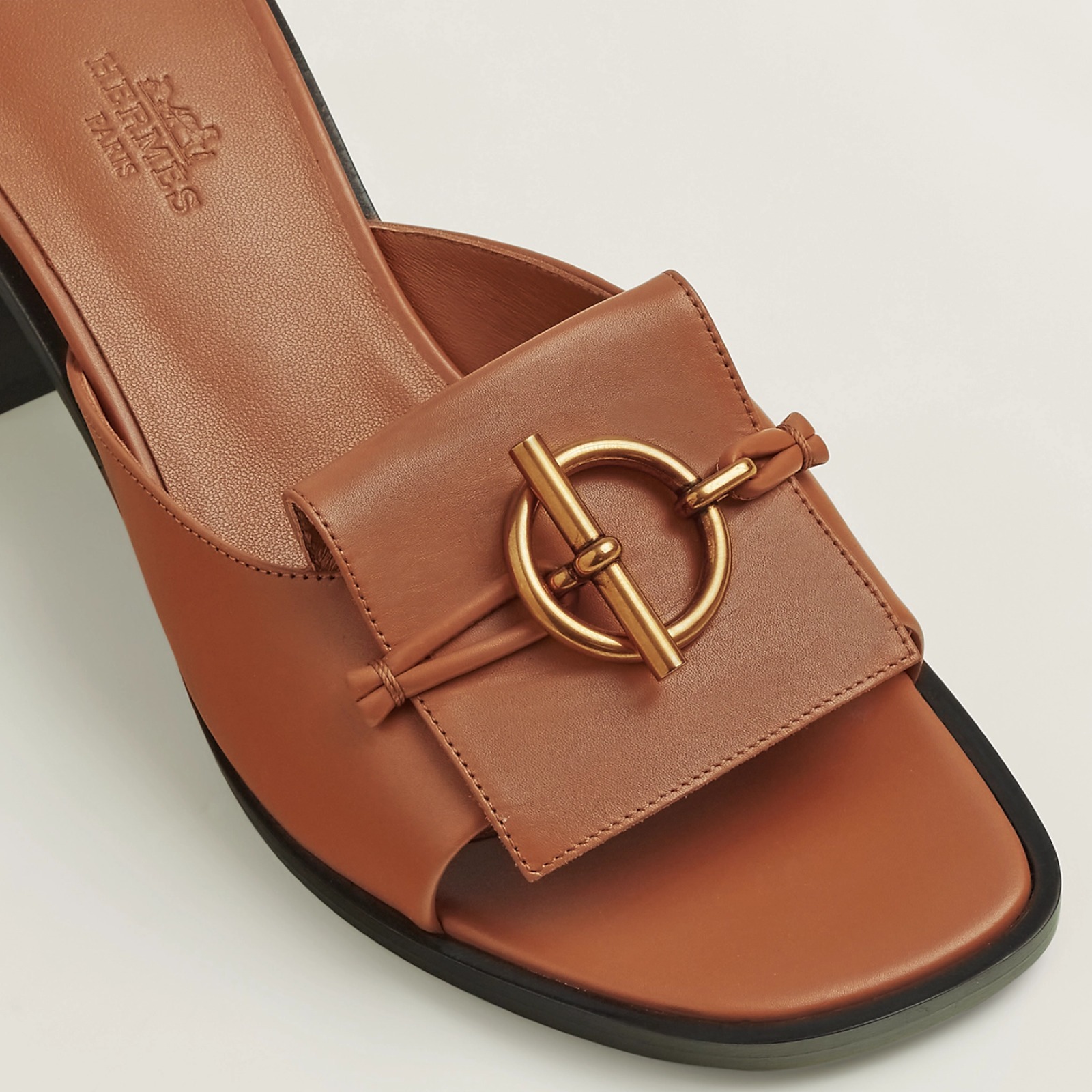 【バックルがお洒落♪】 HERMES Ilot 50 《イロ》 サンダル