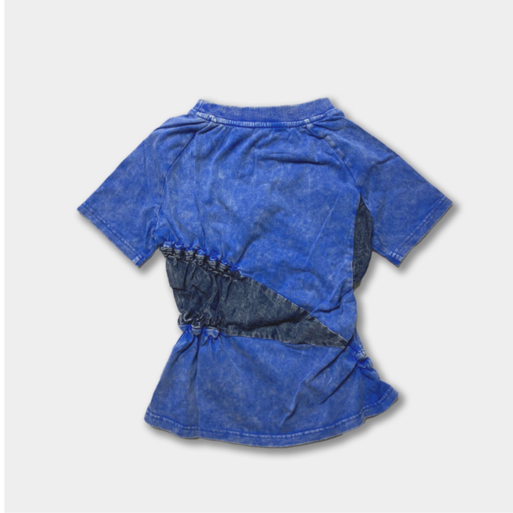 【PONDER.ER】“FLOOD” Smocked T-shirt Blue