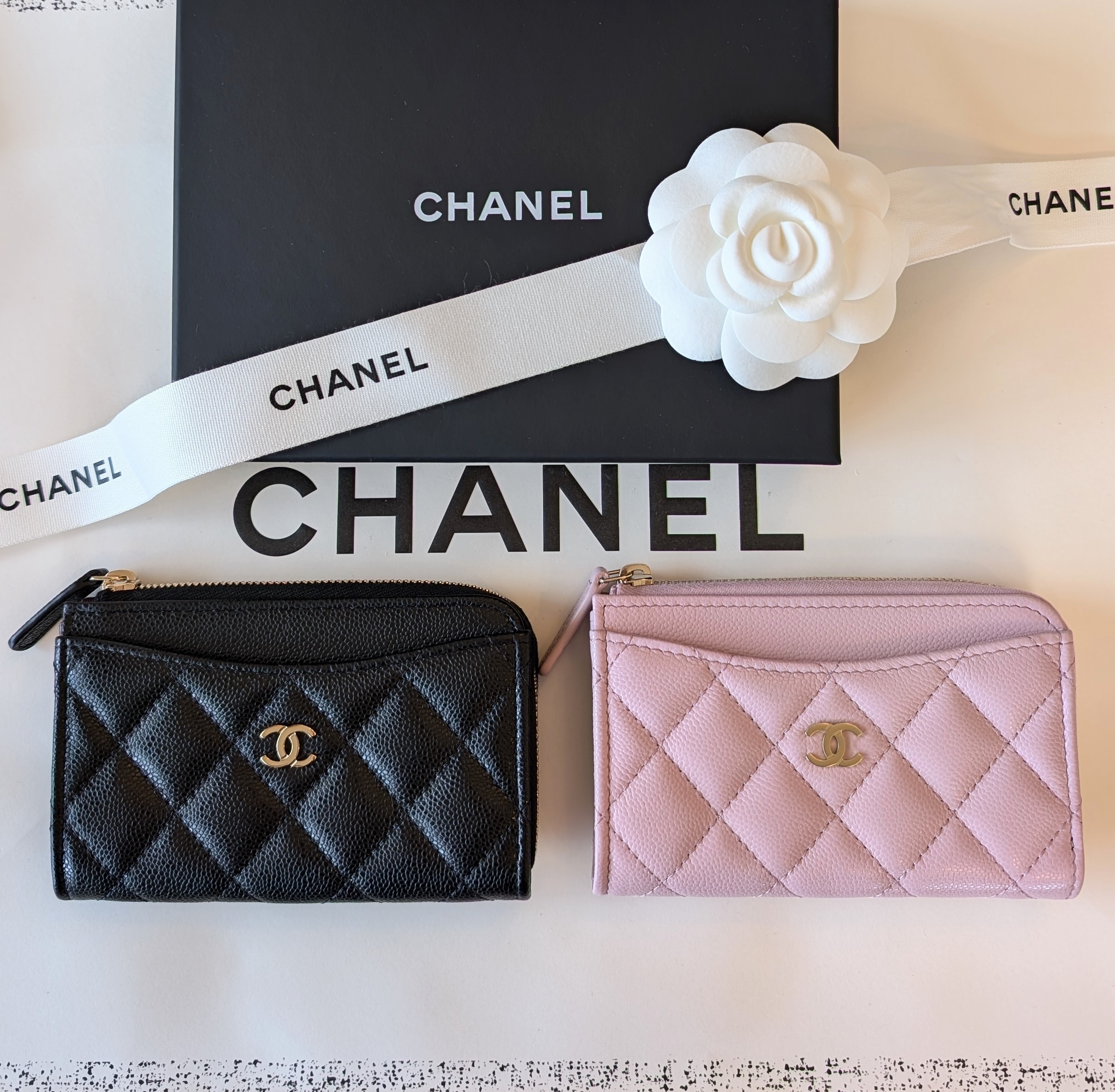 CHANEL クラシック★人気のフラグメントケース★各色入荷