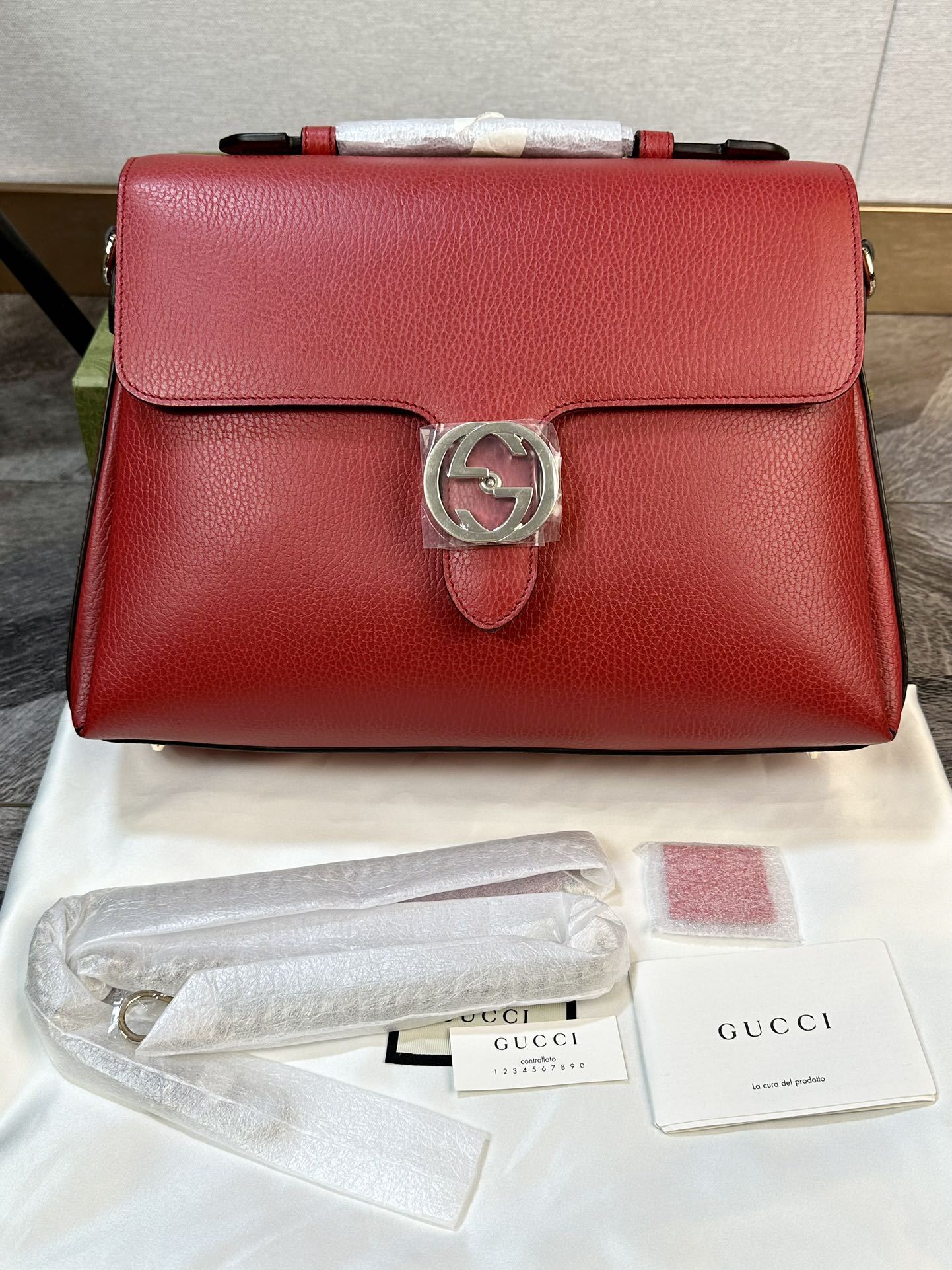 ★送料込★Gucci インターロッキング 2WAY ショルダーバッグ