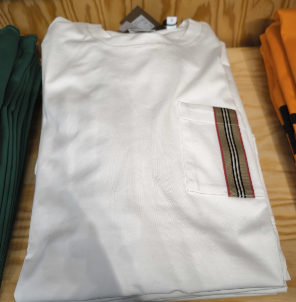 BURBERRY】ELLISON ICON ストライプポケットTシャツ (Burberry/T