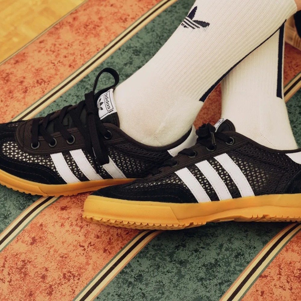 大人気 早い者勝ち adidas TISCHTENNIS W メッシュ生地 レトロ 大人気 早い者勝ち adidas TISCHTENNIS W メッシュ生地 レトロ