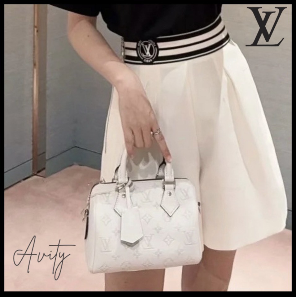 小さめで可愛い♪Louis Vuitton スピーディ バンドリエール 20