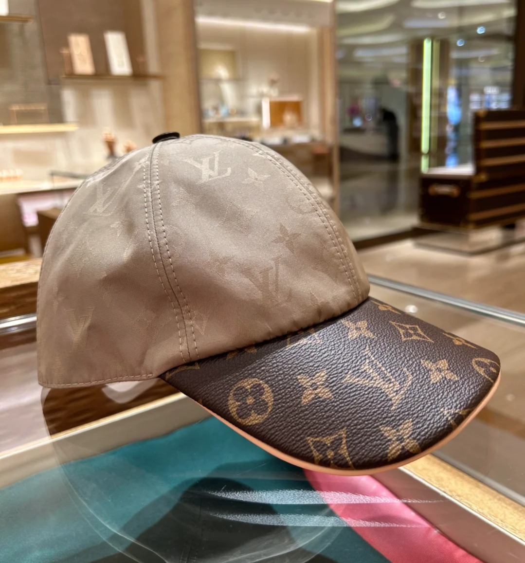 【シンプルで合わせやすい♡】Louis Vuitton キャップ 新作◇シンプルでおしゃれ☆Louis Vuitton◇キャップ