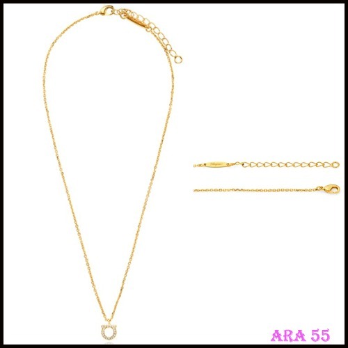 Ferragamo正規品/関税送料込み Gancini necklace