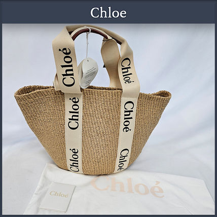 【関税込】 リネン ウッディ トートバッグ - ブラシ ベージュ Chloé リネン製Woodyトートバッグ のベージュ | Chloé JP