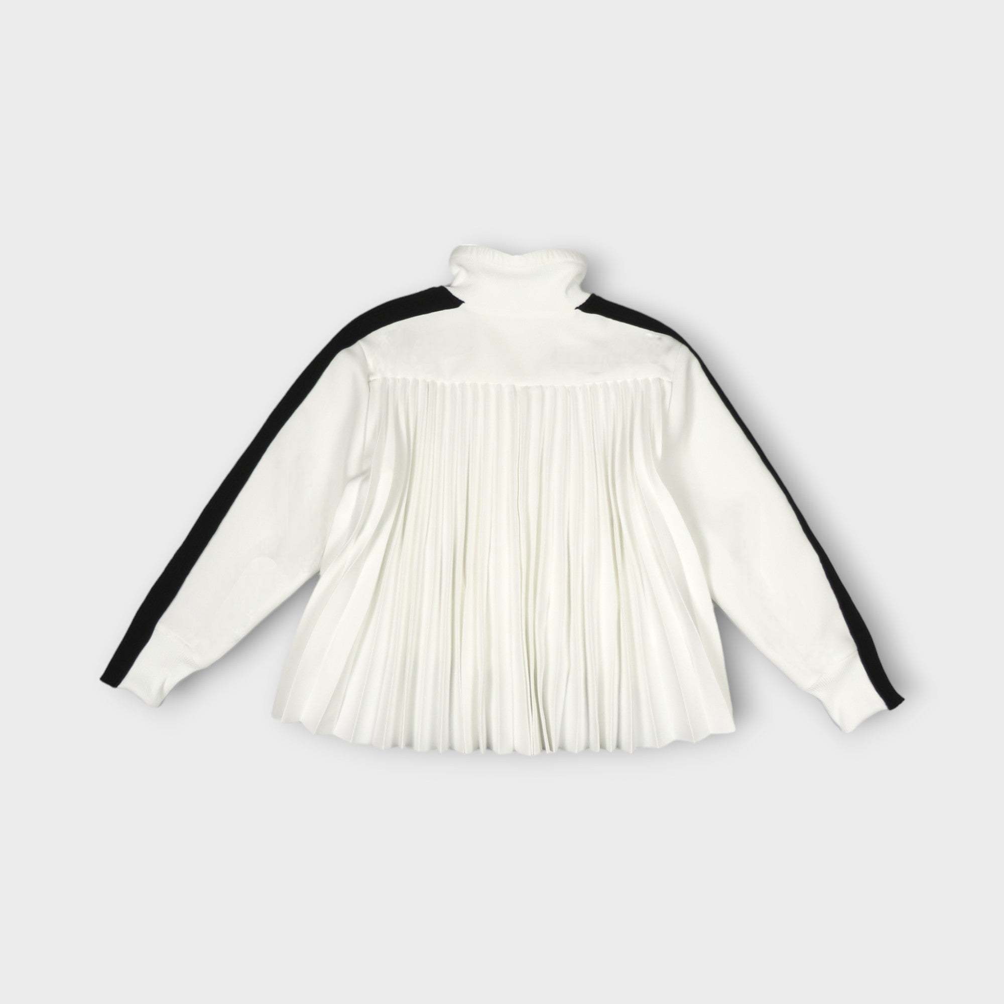 《スタイリッシュな逸品》【sacai】ツイル ボンバージャケット