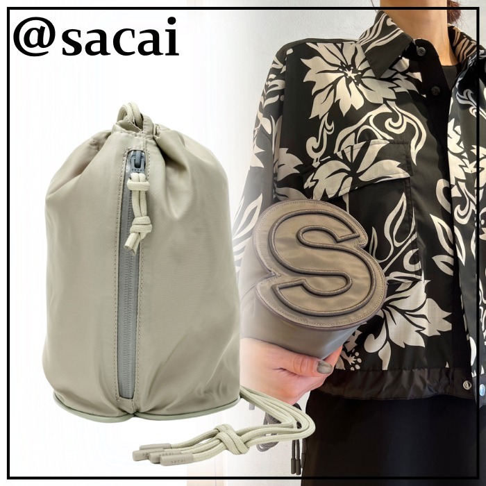 《モダンなデザイン》【sacai】カーキ Kinchaku バッグ