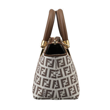 《FENDI》 フェンディ バイ ザ ウェイ ミニ