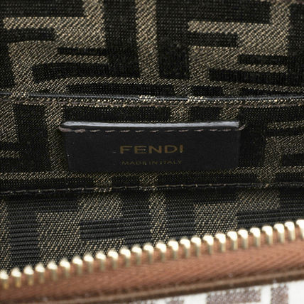 《FENDI》 フェンディ バイ ザ ウェイ ミニ