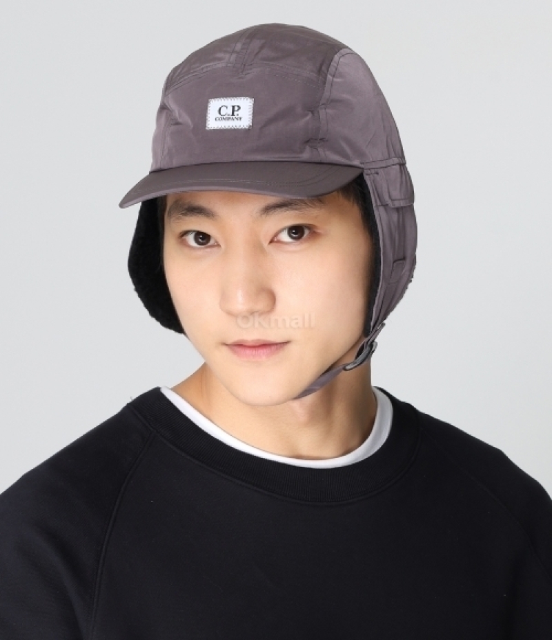 CP COMPANY｜ (Chrome-R Earflap Cap (17CMAC083A 005904A 7