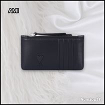 《AMI》 ハート ロゴ ファスナー カード ホルダー