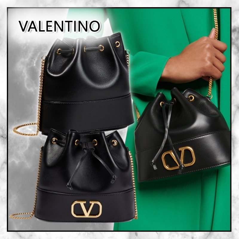 ◆VALENTINO NEW◆Vロゴ スモールレザーバケットバッグ/Black◆