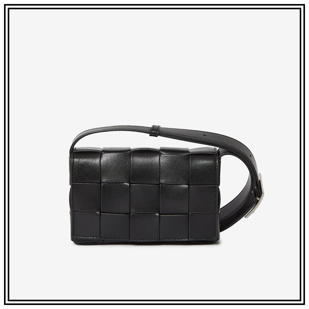 ★BOTTEGA VENETA★CASSETTE スモールバッグ ブラック