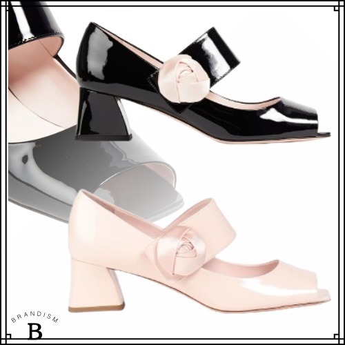 Roger Vivier フローラルアップリケ パテントレザー パンプス