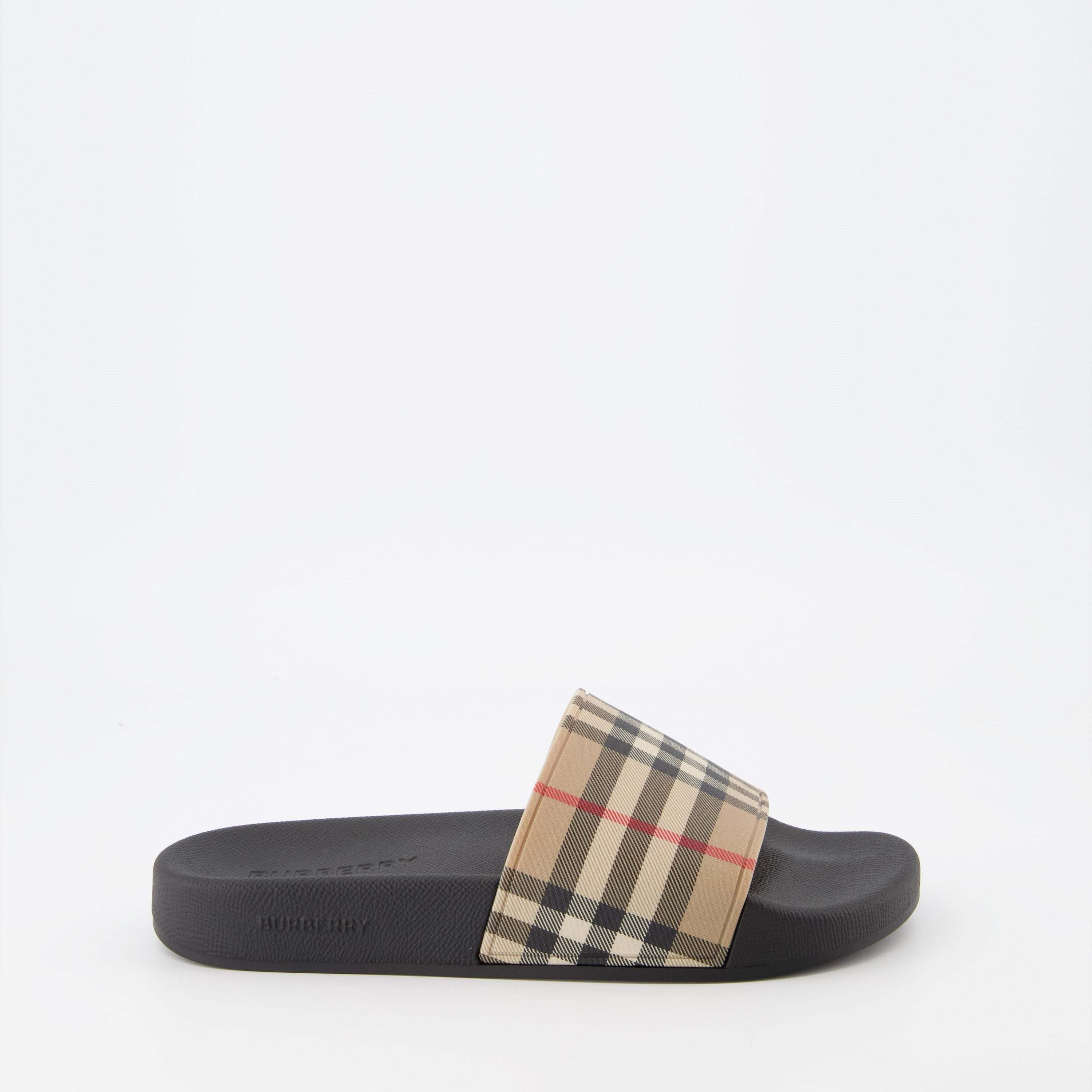 サンダル Burberry Flip-flops and thongs